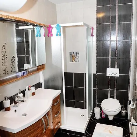 بيت للعطل Loti House كاتيز أوب سافي
