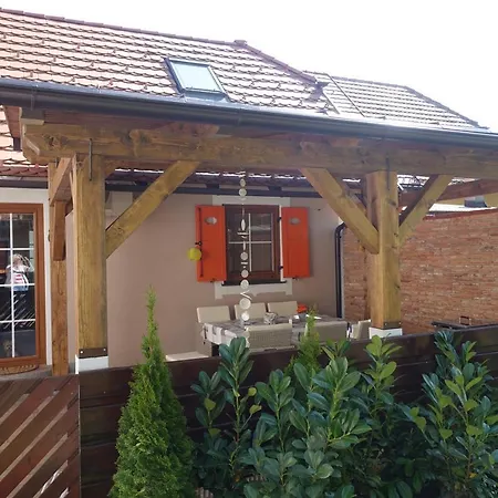 Loti House Дом отдыха